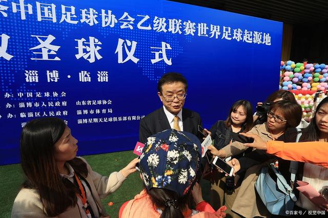 ESPN记者：76人三巨头联手追求詹姆斯 马克西处于领头位置！